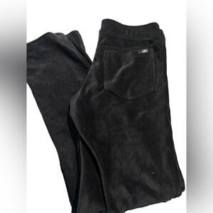 Hue new with tags size small elastic waist band back pockets ribbed finish
